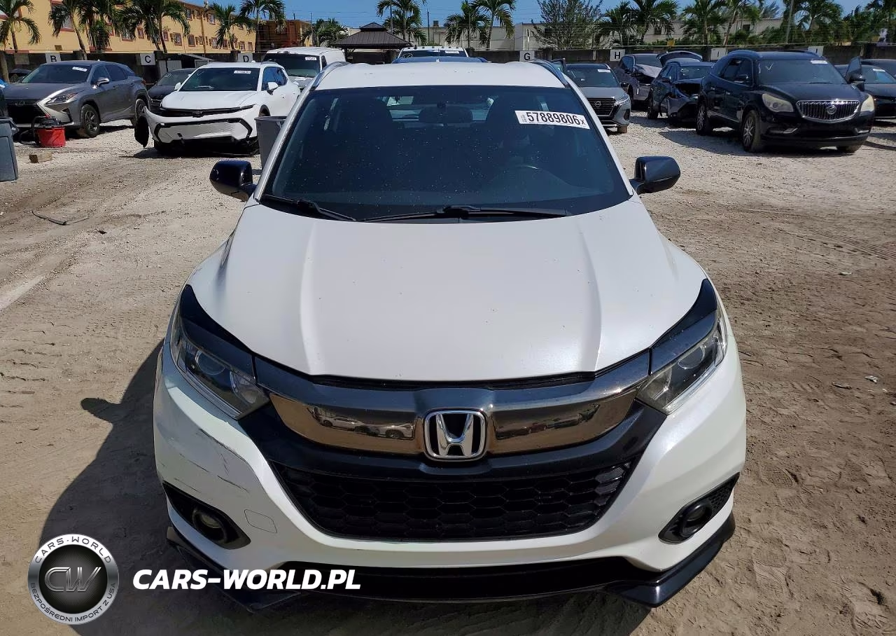 2019 Honda Hr-V Sport VIN:3CZRU6H10KM702597 - 5