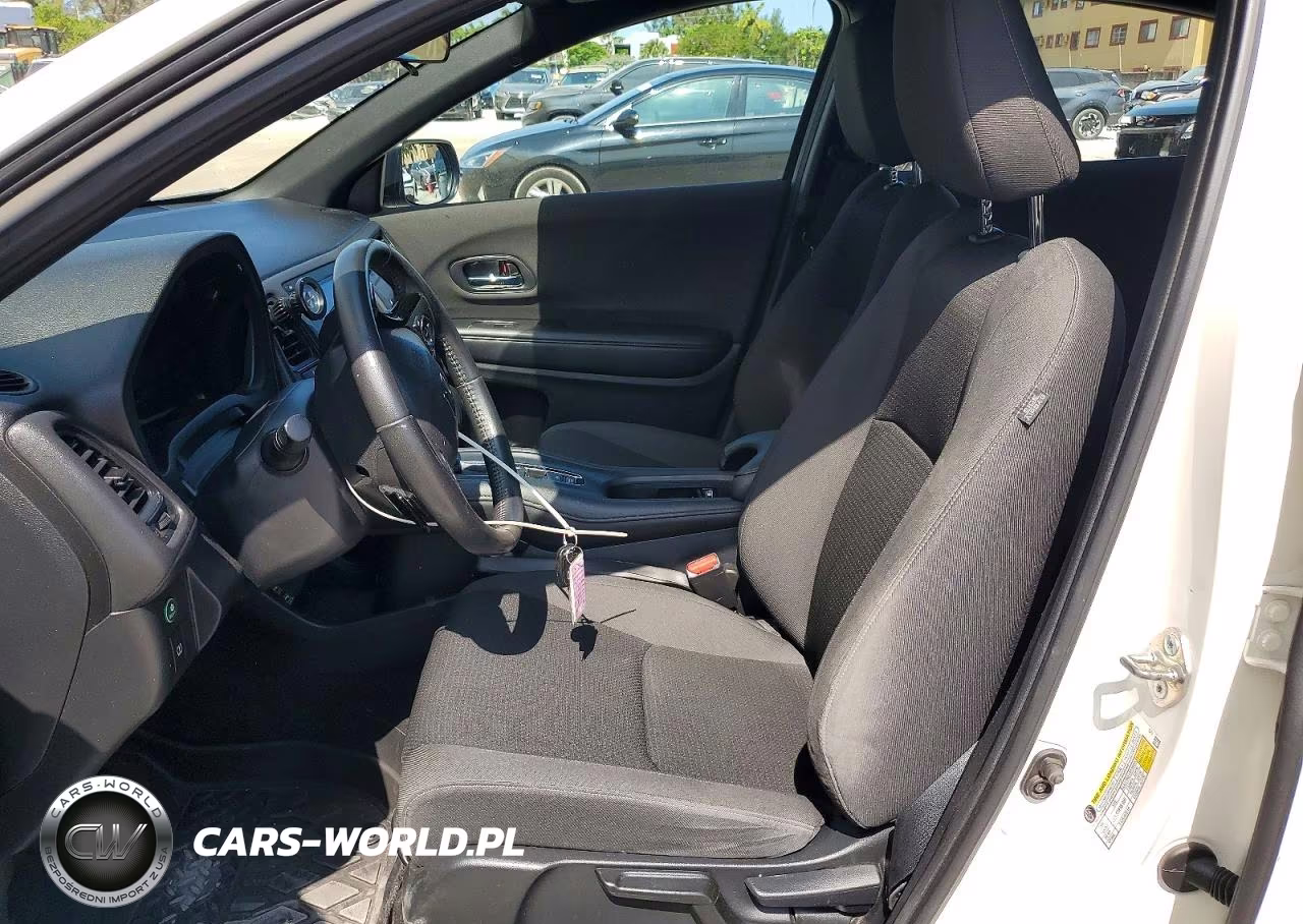 2019 Honda Hr-V Sport VIN:3CZRU6H10KM702597 - 7