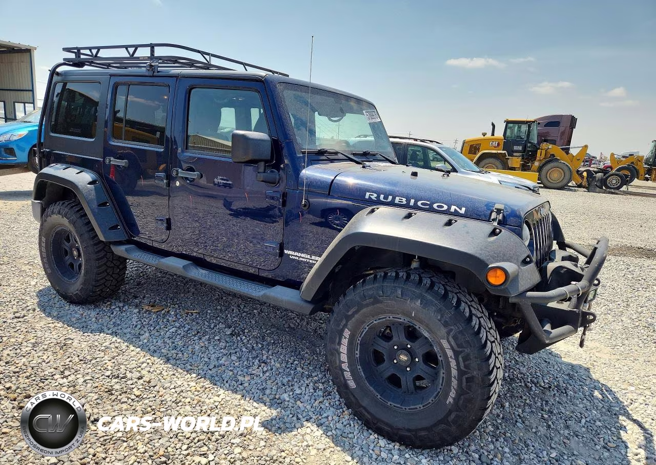 2013 Jeep Wrangler Unlimited Rubicon VIN:1C4BJWFG5DL514850 - 4