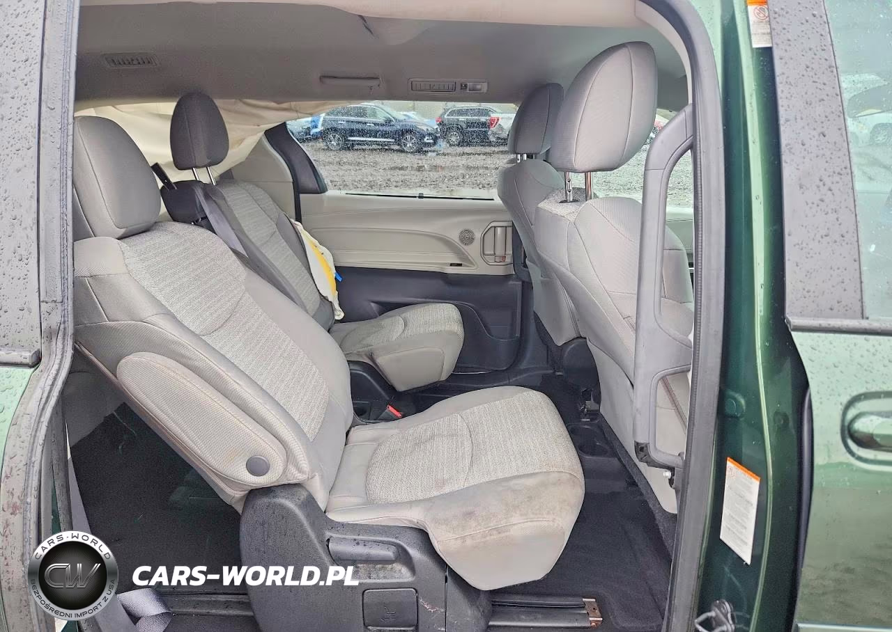 2022 Toyota Sienna Le VIN:5TDKSKFC9NS067362 - 11