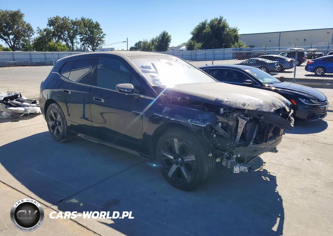 2024 BMW Ix xDrive50 VIN:WB523CF0XRCP60355 - 4