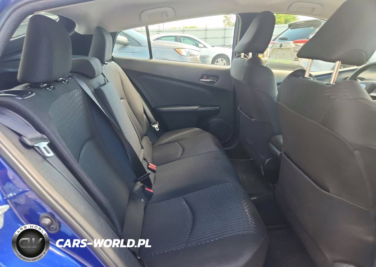 2016 Toyota Prius Two VIN:JTDKBRFU5G3502836 - 10