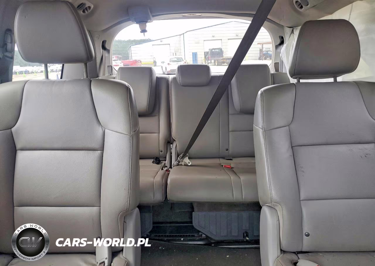 2014 Honda Odyssey VIN:5FNRL5H64EB049926 - 10