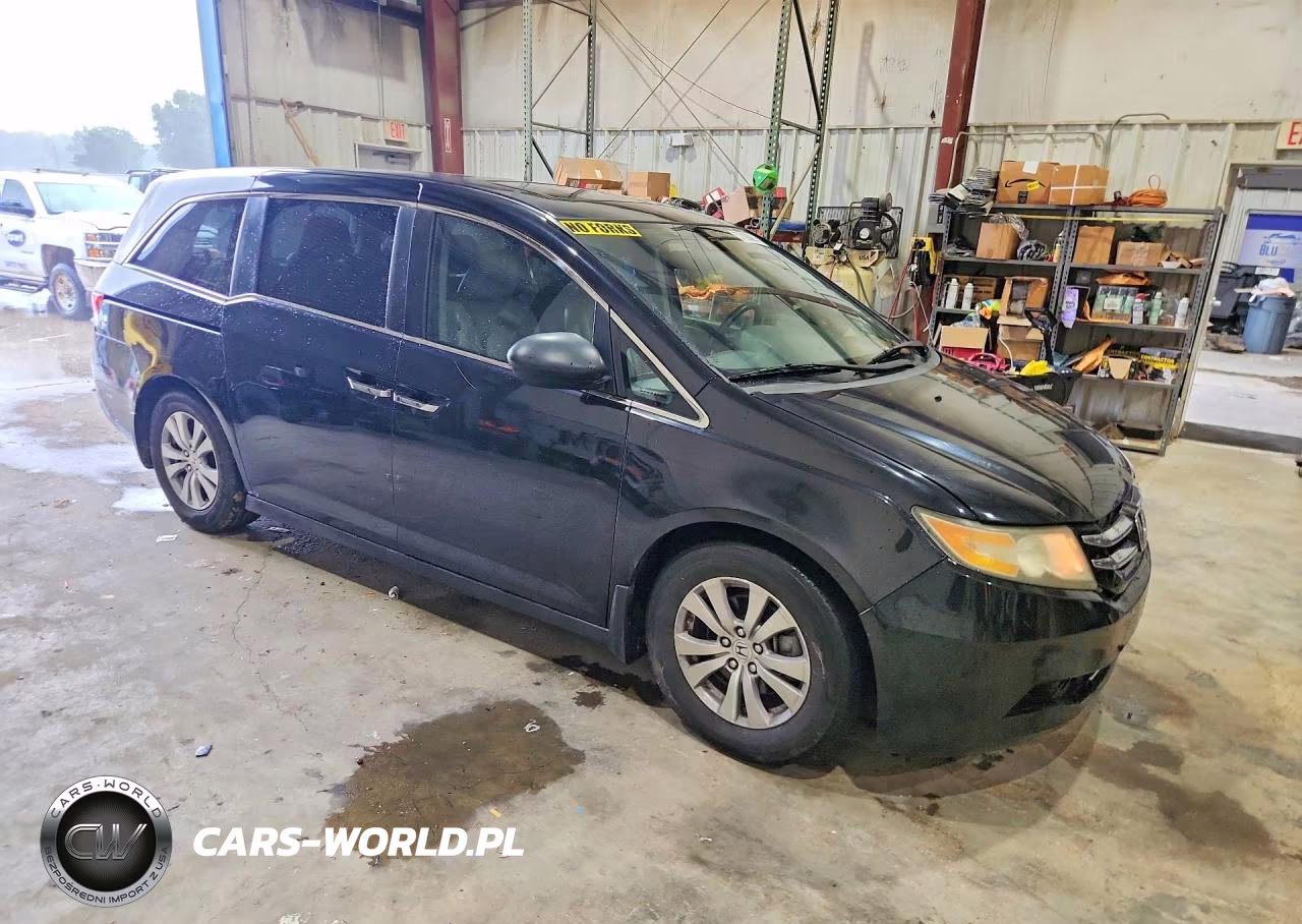 2014 Honda Odyssey VIN:5FNRL5H64EB049926 - 4