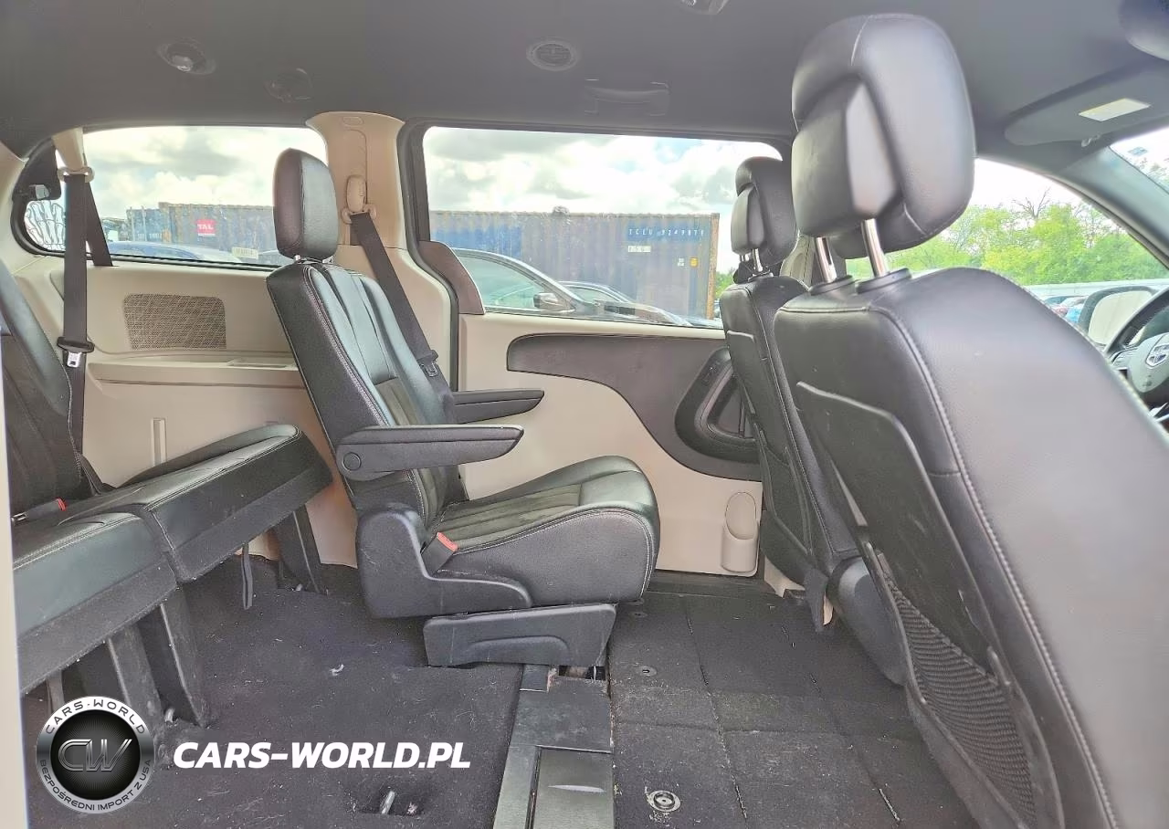 2019 Dodge Grand Caravan Sxt VIN:2C4RDGCG7KR600097 - 10
