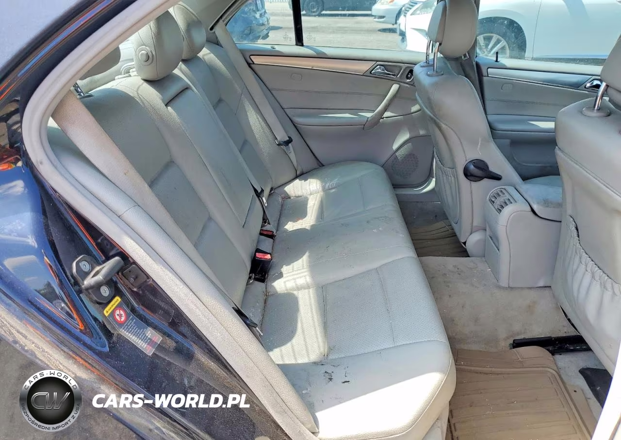 2005 Mercedes-Benz C 230K Sport Sedan VIN:WDBRF40J85F681467 - 10