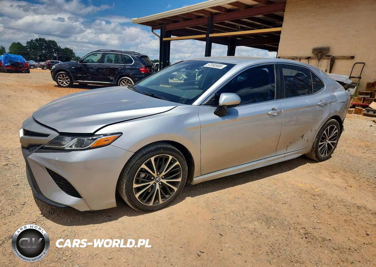 2018 Toyota Camry Se – zdjęcie 1 z 12