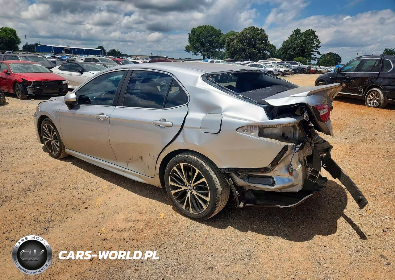 2018 Toyota Camry Se VIN:4T1B11HK1JU118632 - 2