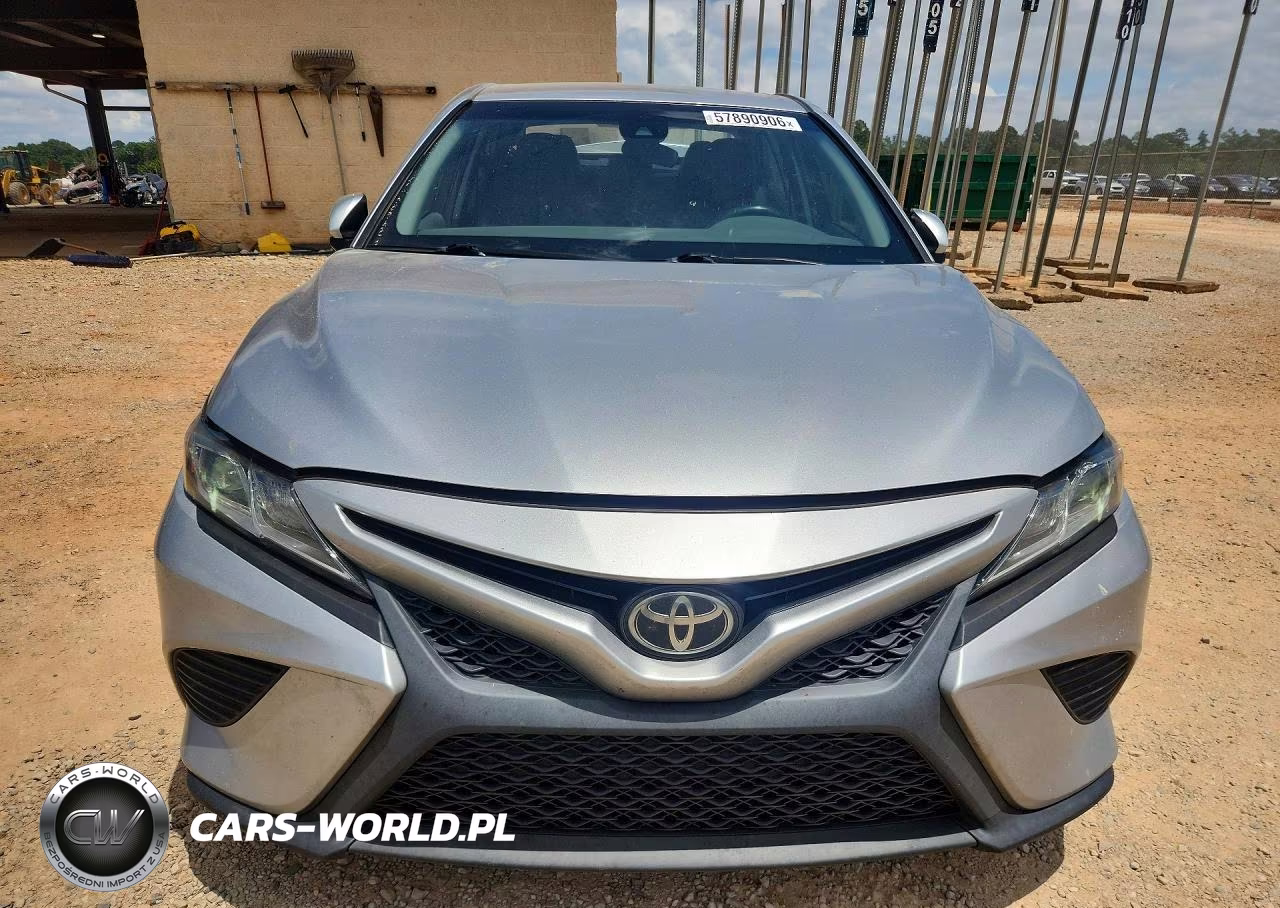 2018 Toyota Camry Se VIN:4T1B11HK1JU118632 - 5