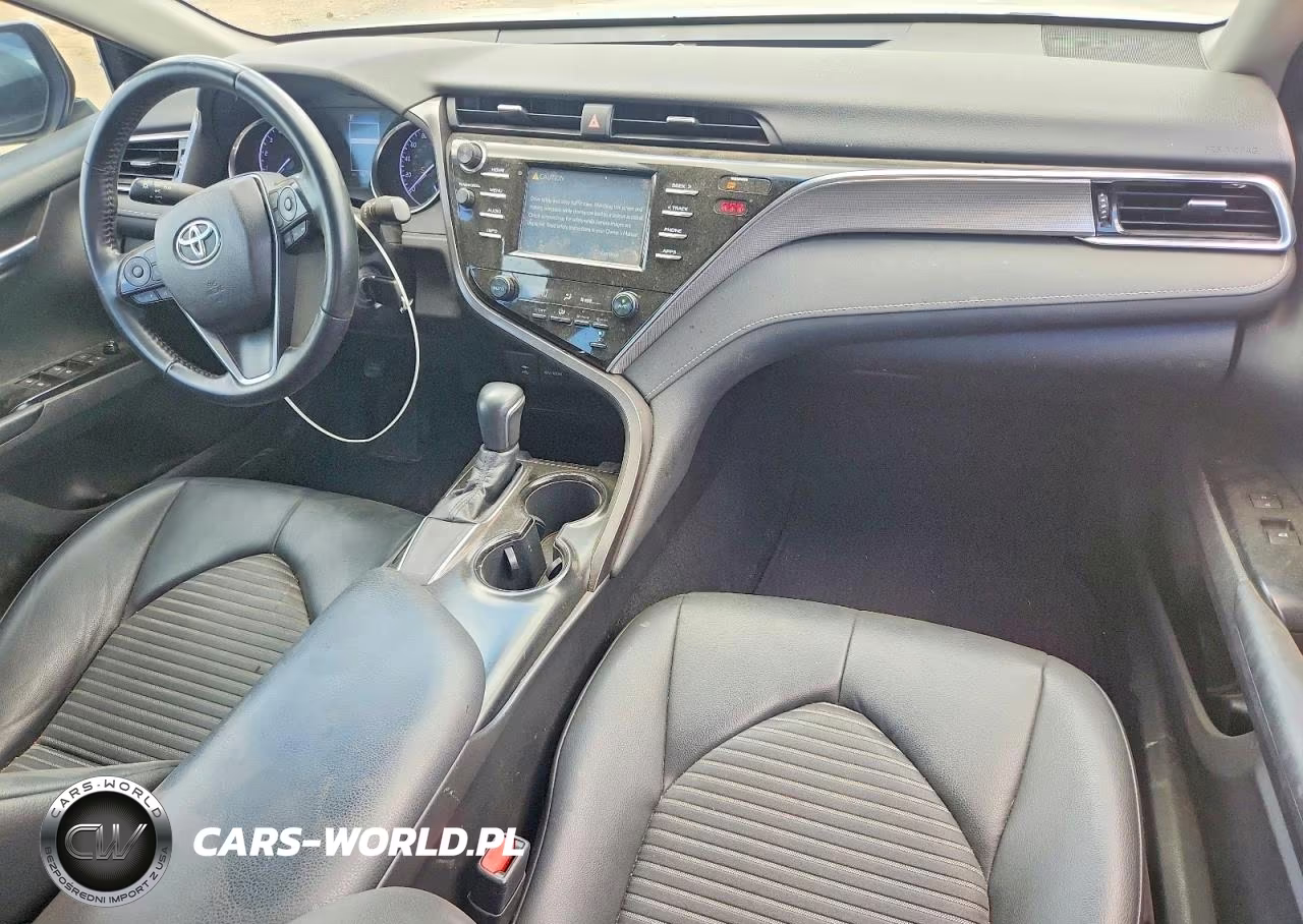 2018 Toyota Camry Se VIN:4T1B11HK1JU118632 - 8