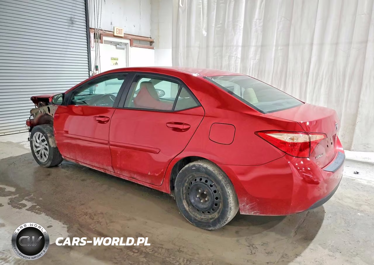 2018 Toyota Corolla Le VIN:2T1BURHE5JC085619 - 2