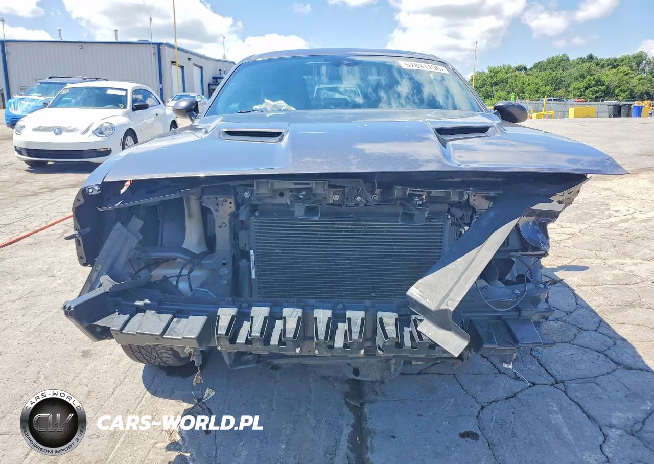 2019 Dodge Challenger Sxt VIN:2C3CDZAG3KH525302 - 5
