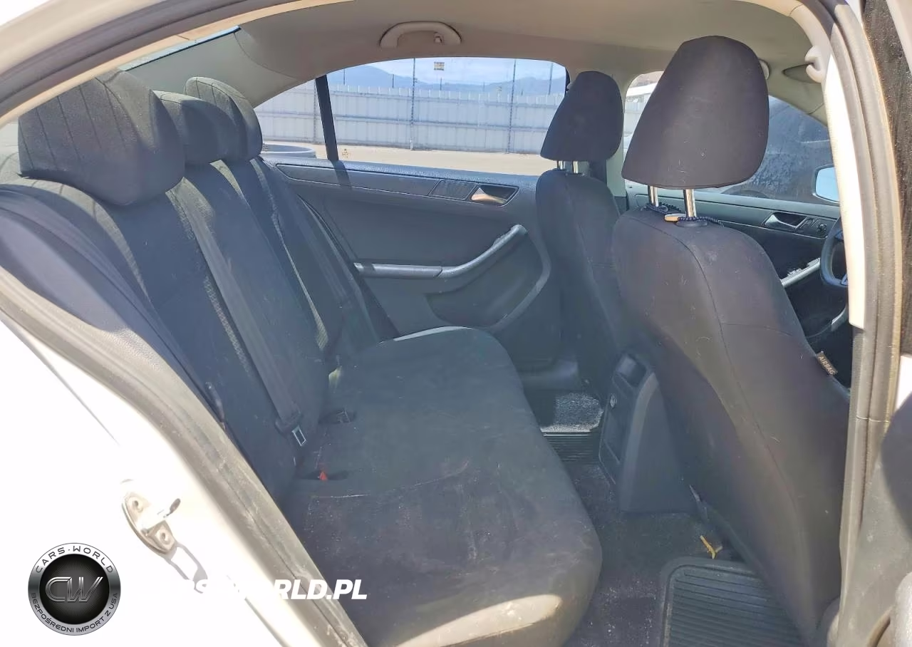 2015 Volkswagen Jetta Base VIN:3VW2K7AJXFM297722 - 10