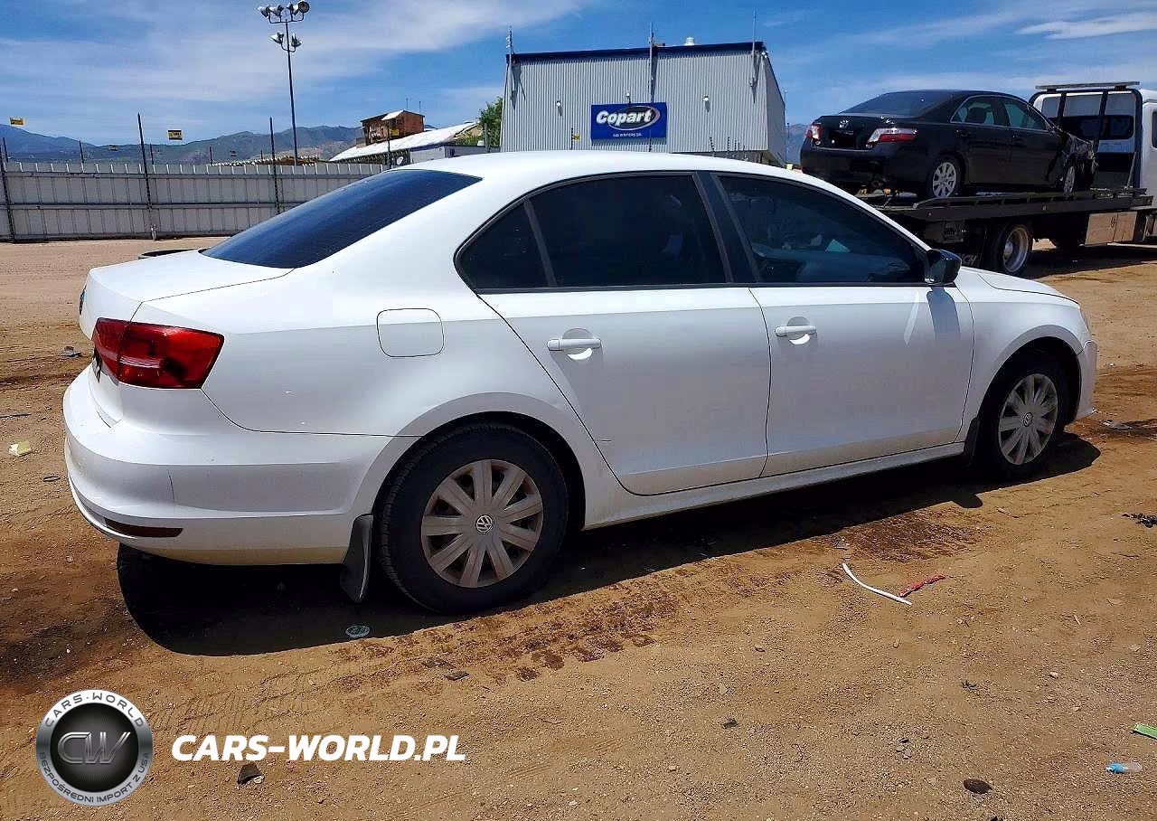 2015 Volkswagen Jetta Base VIN:3VW2K7AJXFM297722 - 3