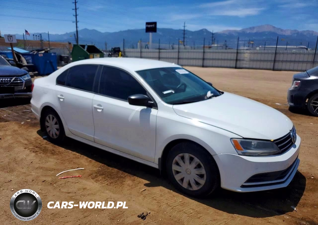 2015 Volkswagen Jetta Base VIN:3VW2K7AJXFM297722 - 4