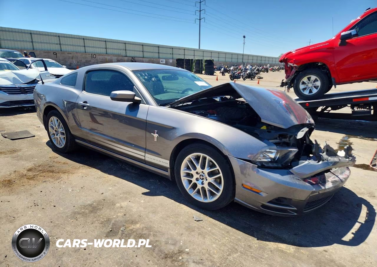 2014 Ford Mustang VIN:1ZVBP8AM0E5205197 - 4