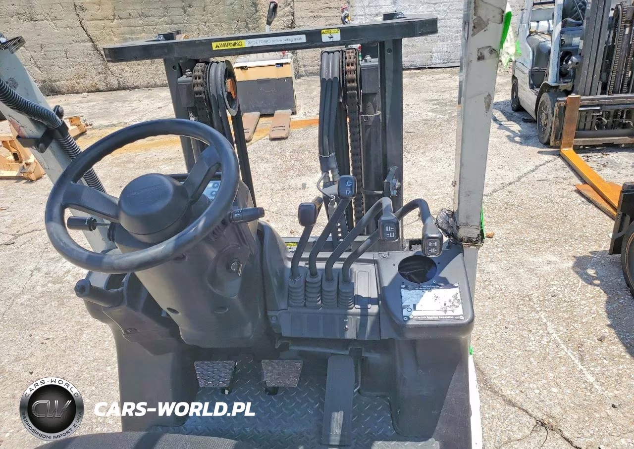 2014 Nissan Forklift VIN:CP1F29W4804 - 9