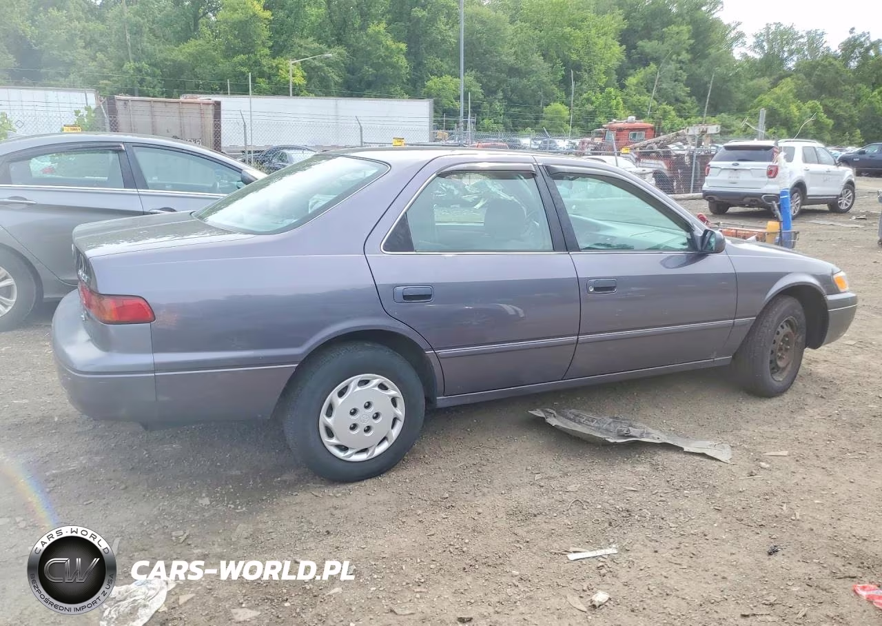 1998 Toyota Camry VIN:4T1BG22K6WU335422 - 3