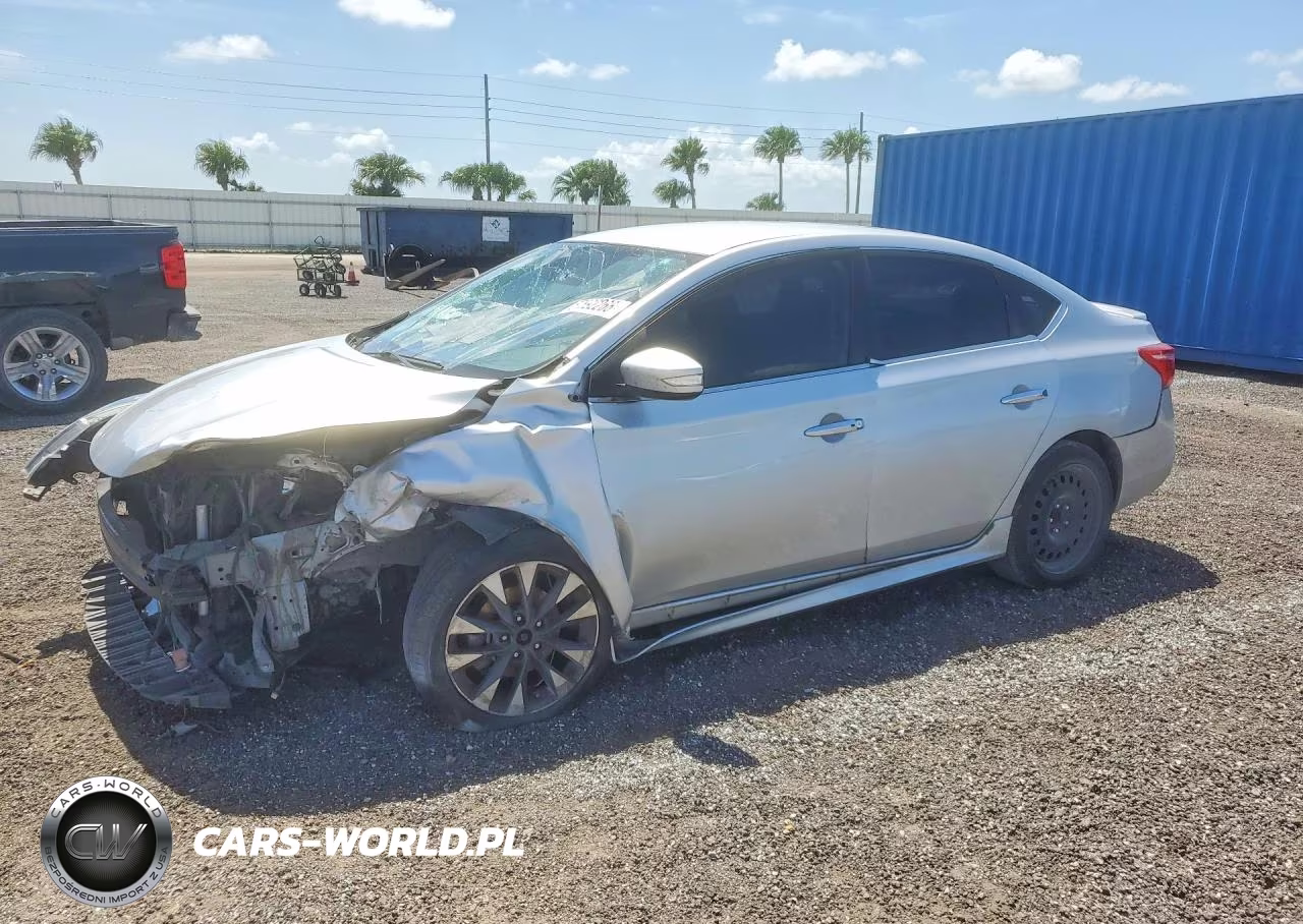 2017 Nissan Sentra Sr – zdjęcie 1 z 12