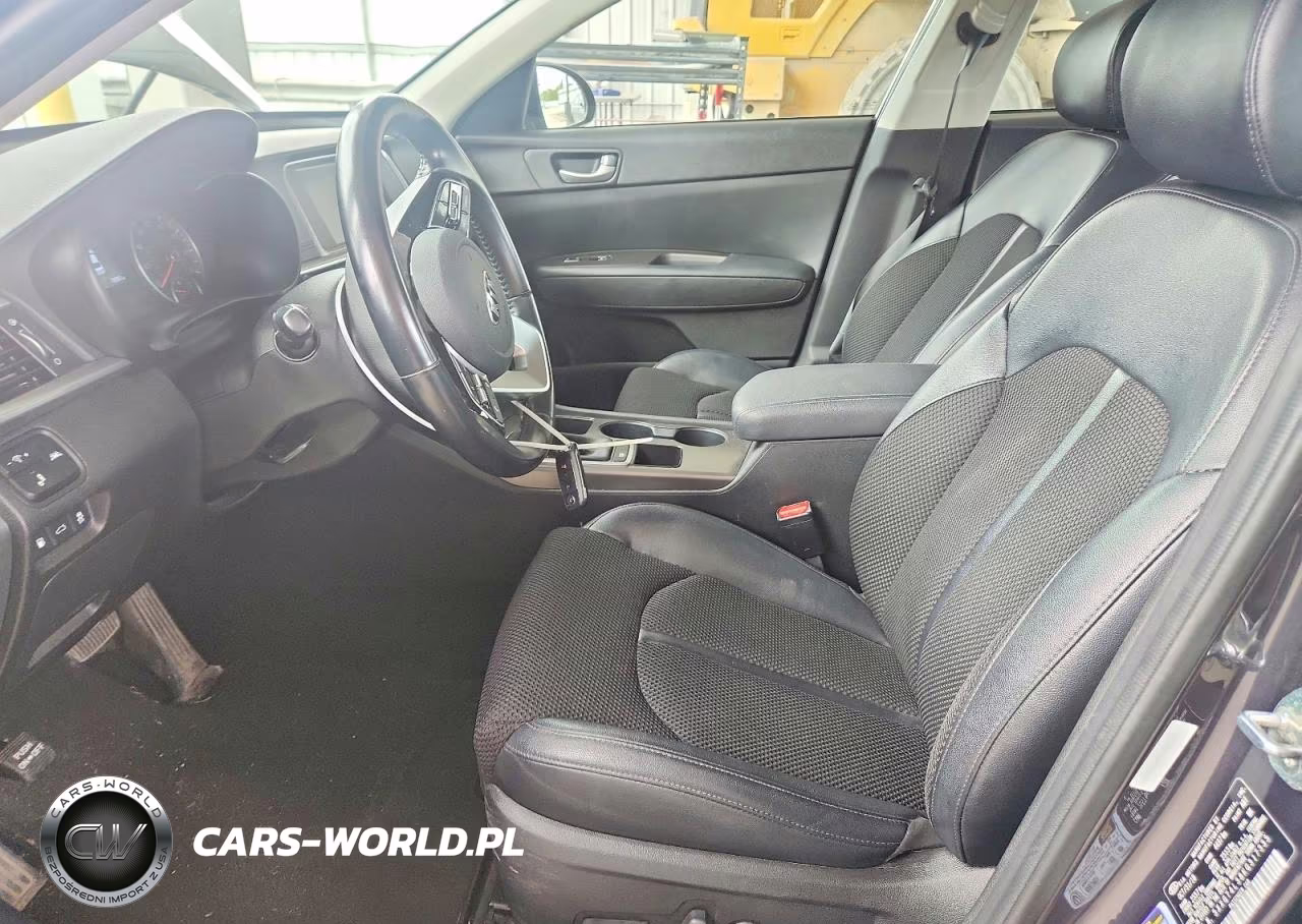 2019 Kia Optima S VIN:5XXGT4L38KG317335 - 7