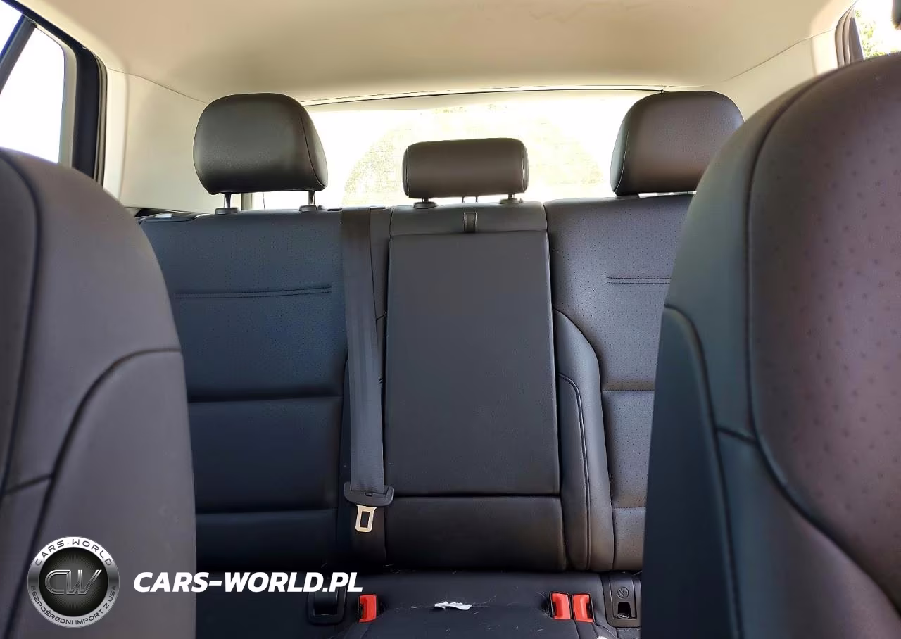 2019 Volkswagen E-Golf Sel Premium VIN:WVWPR7AU7KW908301 - 10