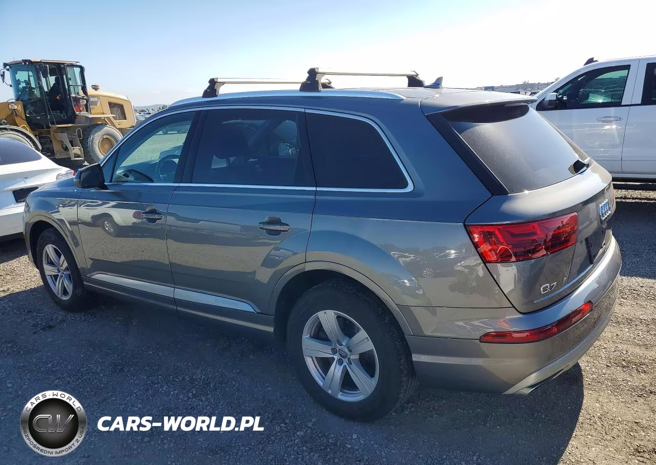 2018 Audi Q7 Premium Plus VIN:WA1LHAF79JD024950 - 2