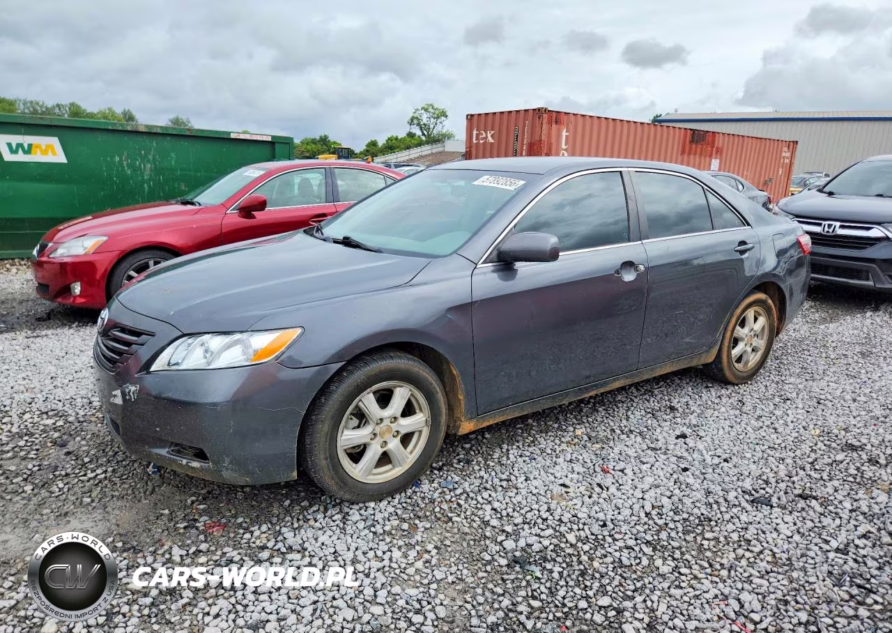 2009 Toyota Camry Le – zdjęcie 1 z 12