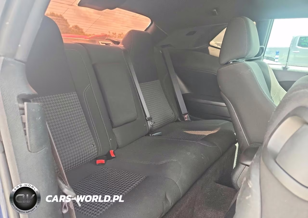2017 Dodge Challenger Sxt VIN:2C3CDZAG1HH573342 - 10