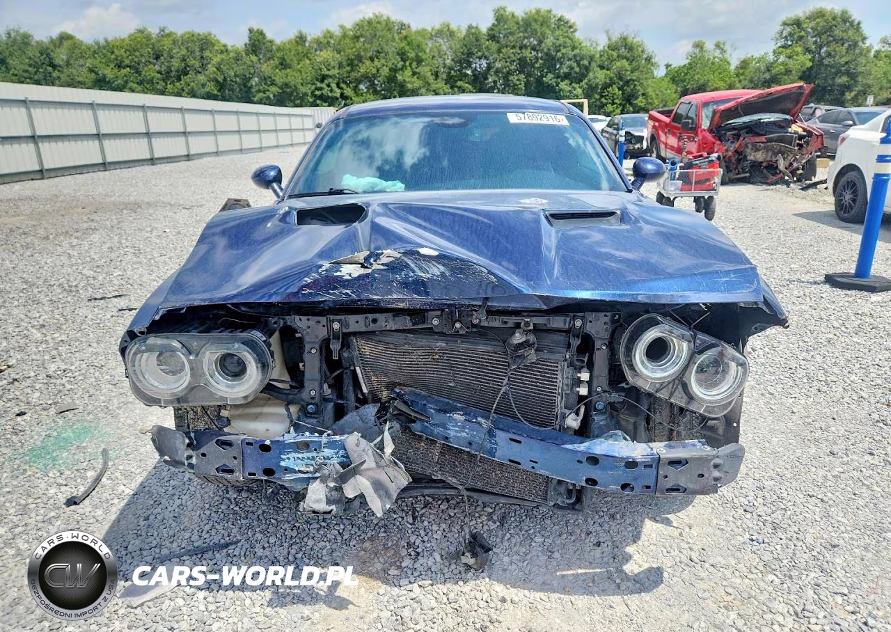 2017 Dodge Challenger Sxt VIN:2C3CDZAG1HH573342 - 5