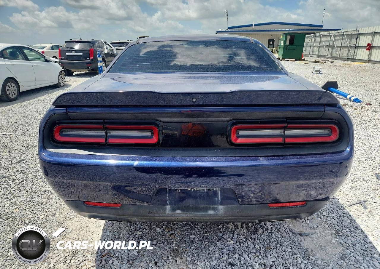 2017 Dodge Challenger Sxt VIN:2C3CDZAG1HH573342 - 6