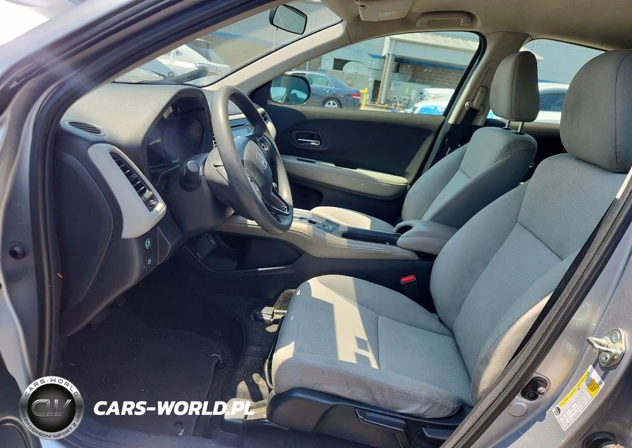 2020 Honda Hr-V Lx VIN:3CZRU6H38LM721837 - 7