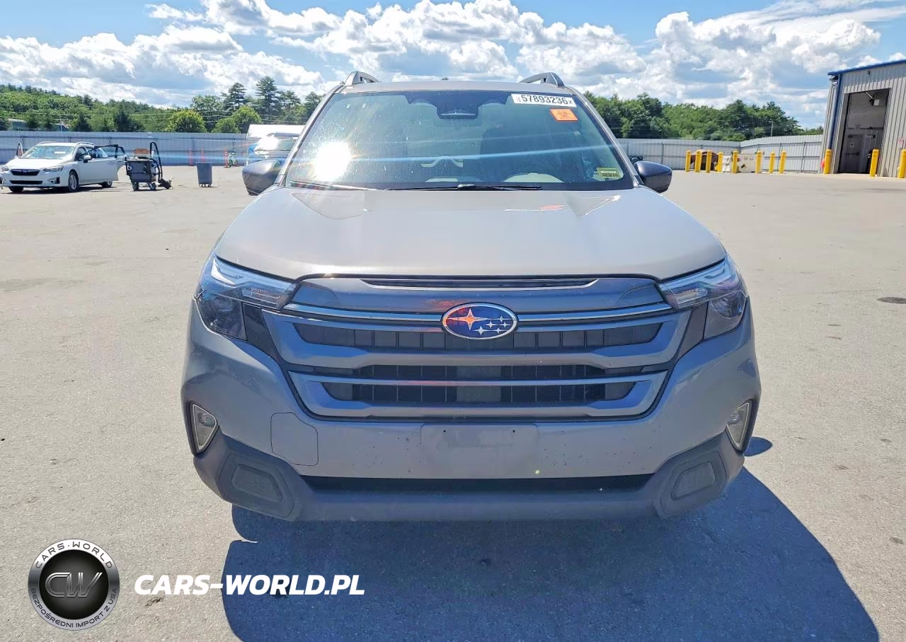 2025 Subaru Forester Premium VIN:JF2SLDDC3SH592026 - 5