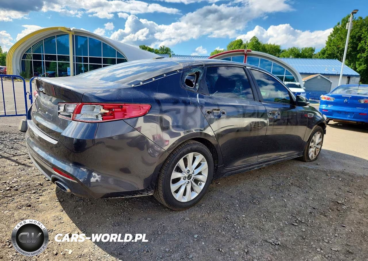 2017 Kia Optima Lx VIN:5XXGT4L37HG123792 - 3