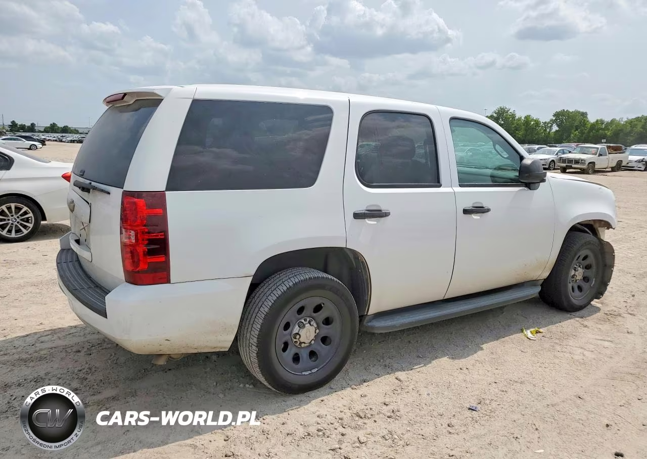 2011 Chevrolet Tahoe Police VIN:1GNLC2E09BR308685 - 3