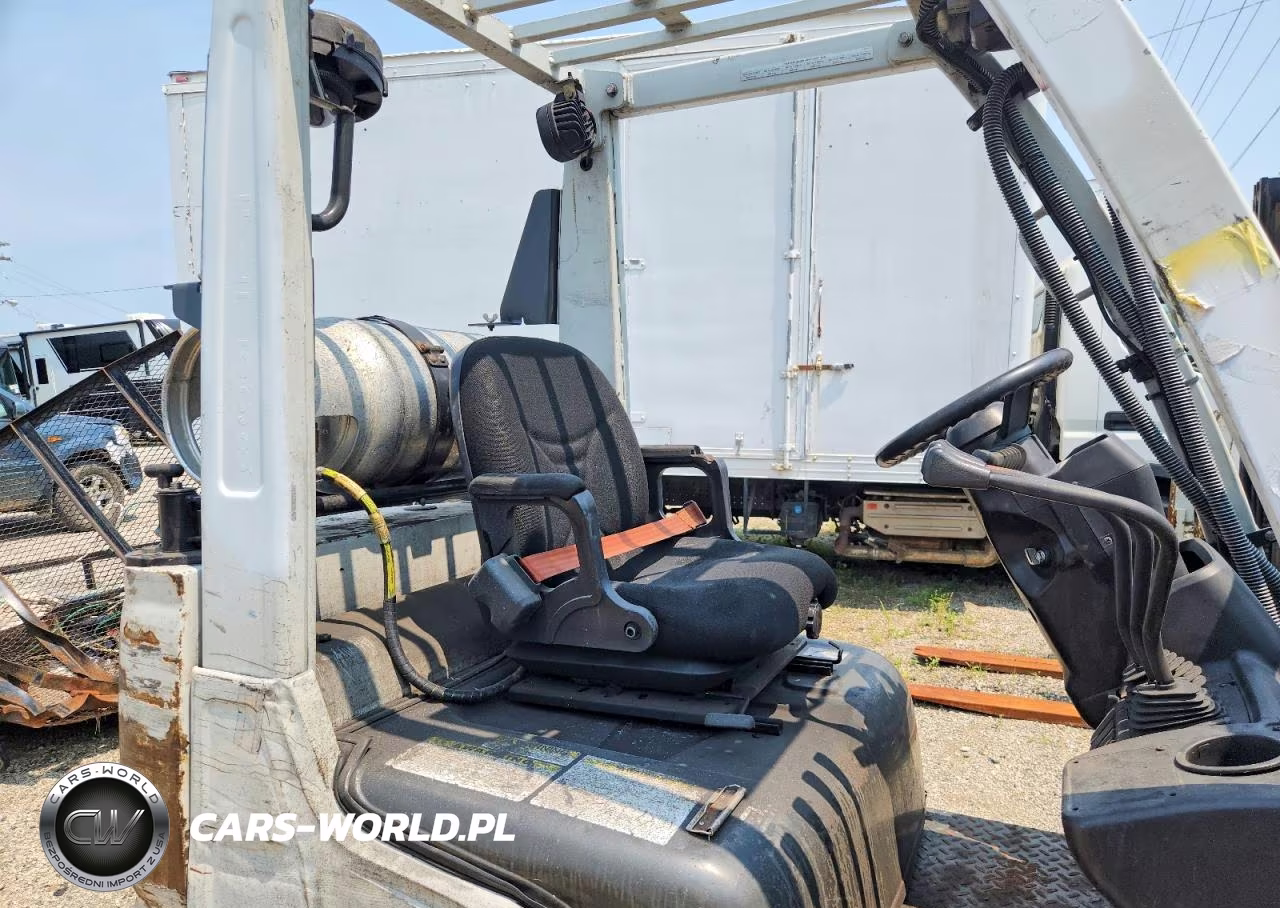 2013 Nissan Forklift VIN:CP1F29W1755 - 5