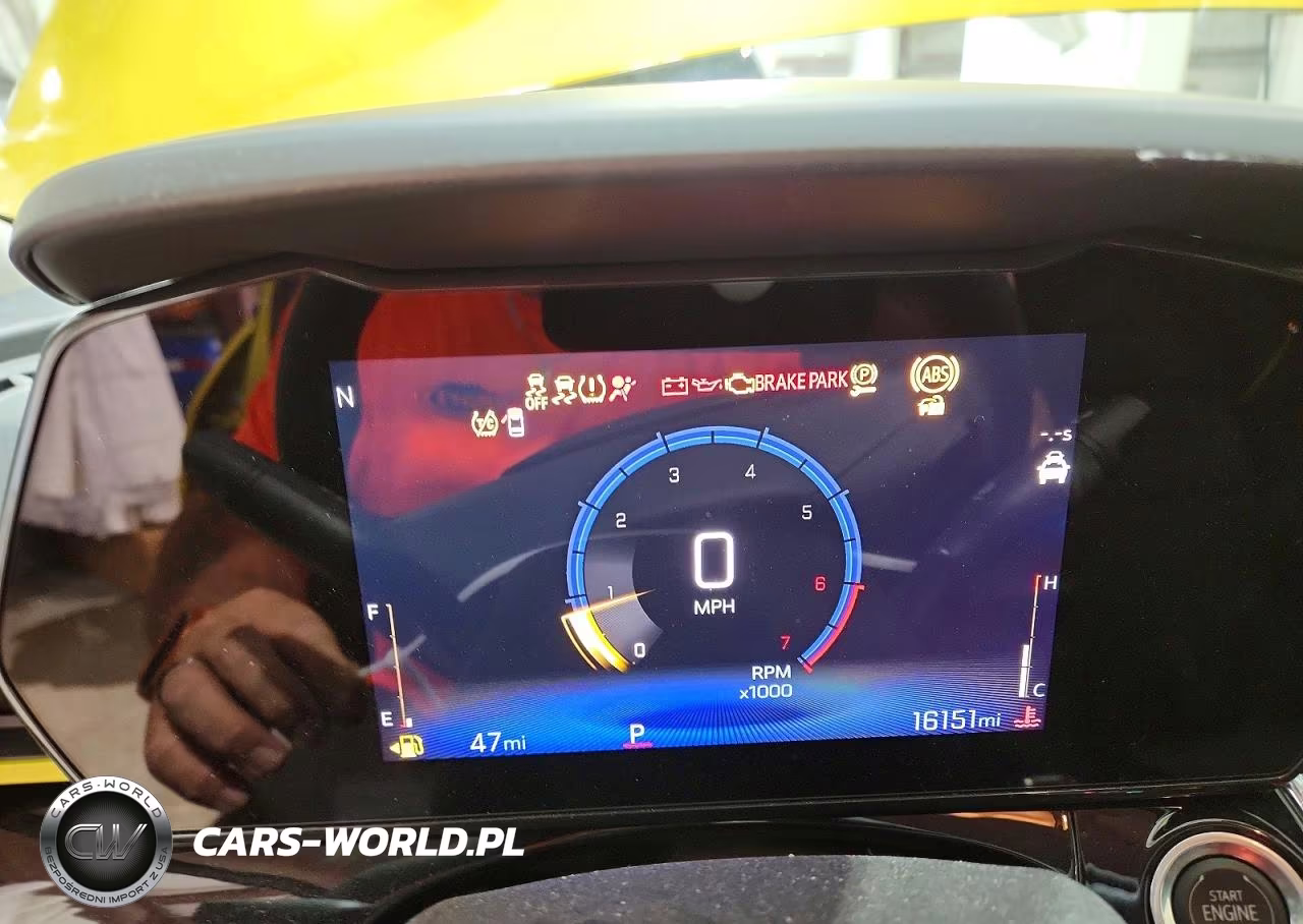 2025 Chevrolet Trax Activ VIN:KL77LKEPXSC143639 - 9