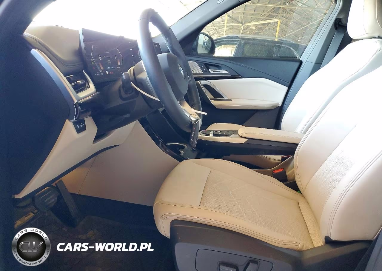 2025 BMW X1 xDrive28I VIN:WBX73EF03S5166788 - 7