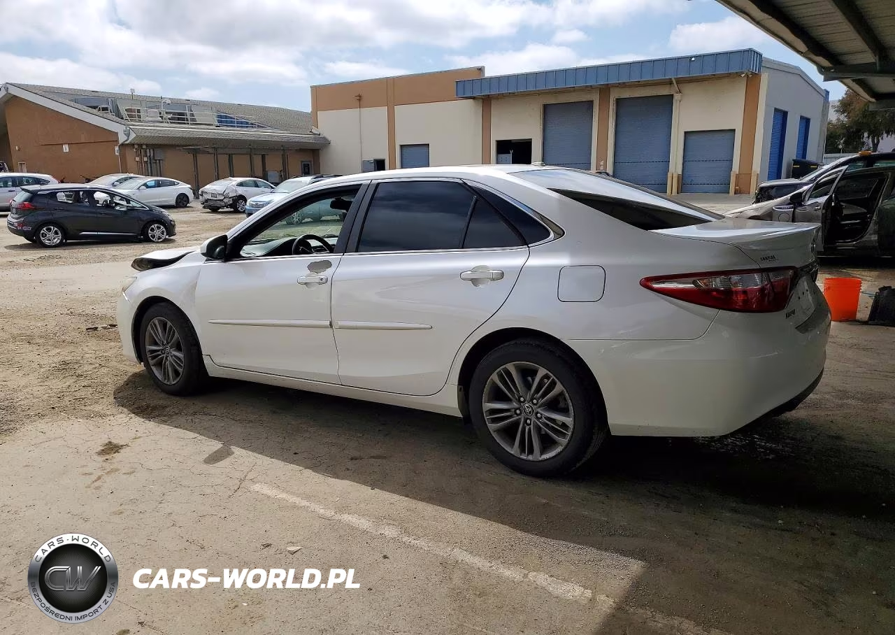 2015 Toyota Camry Se VIN:4T1BF1FK3FU075939 - 2