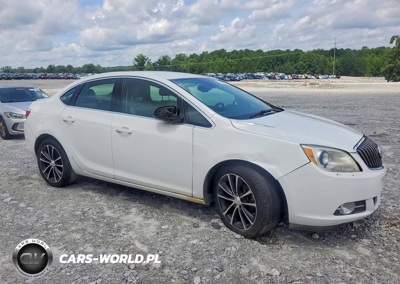 2017 Buick Verano Sport Touring VIN:1G4PR5SK3H4118558 - 4