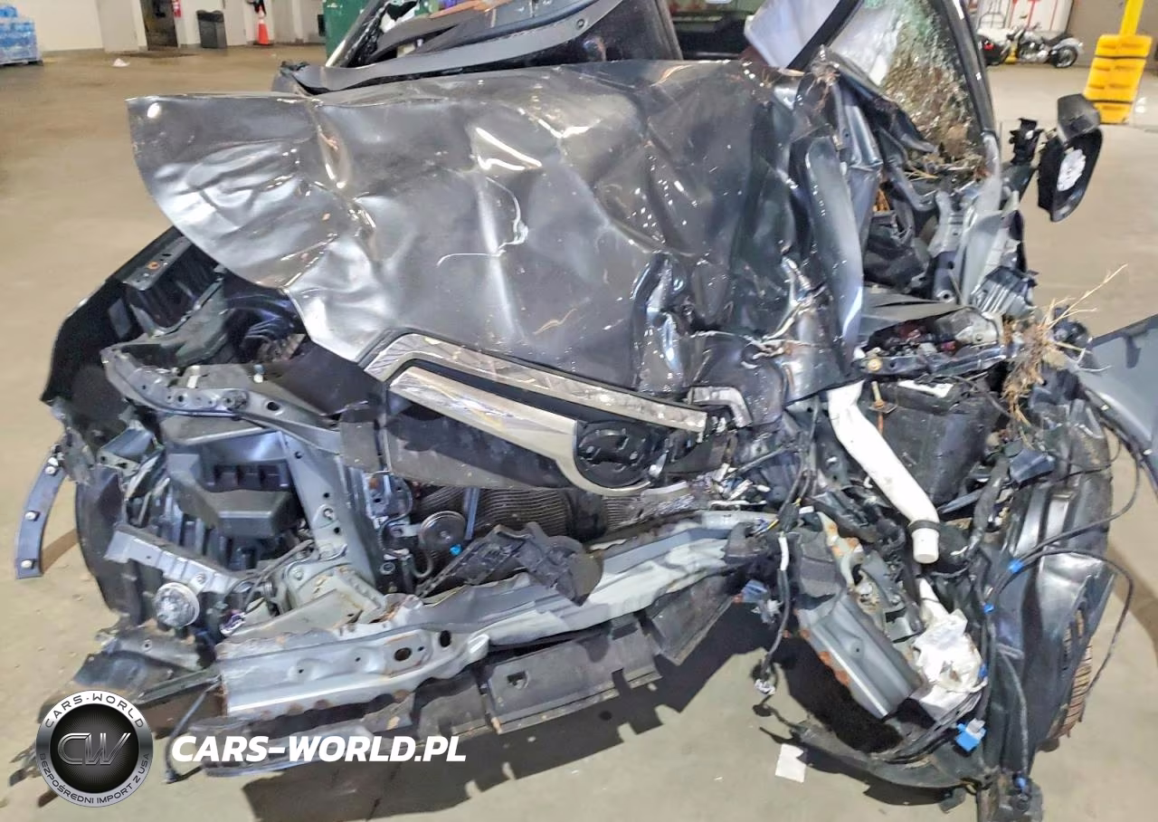 2020 Subaru Forester Touring VIN:JF2SKAXCXLH586920 - 11