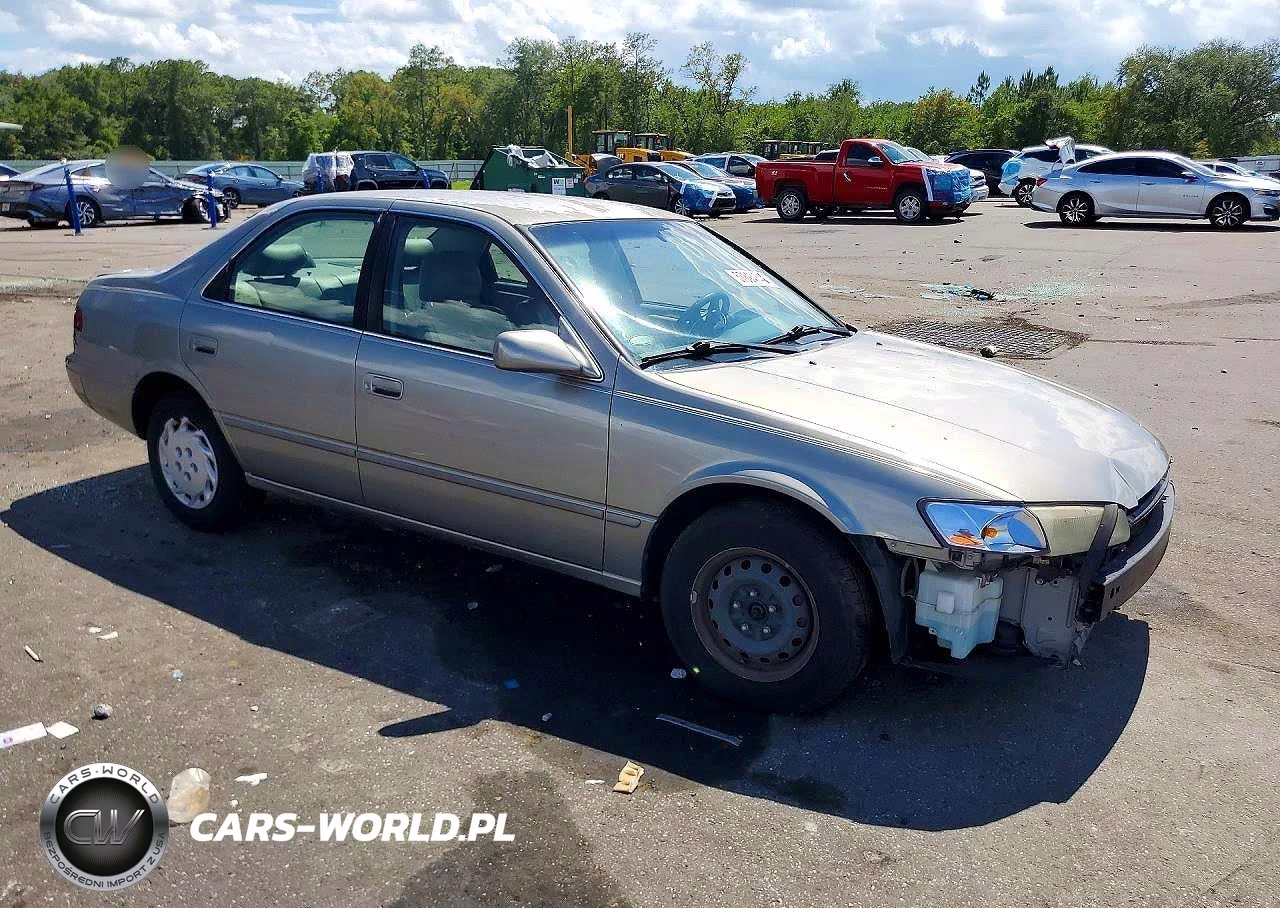 1999 Toyota Camry Le VIN:JT2BG22K2X0296737 - 4