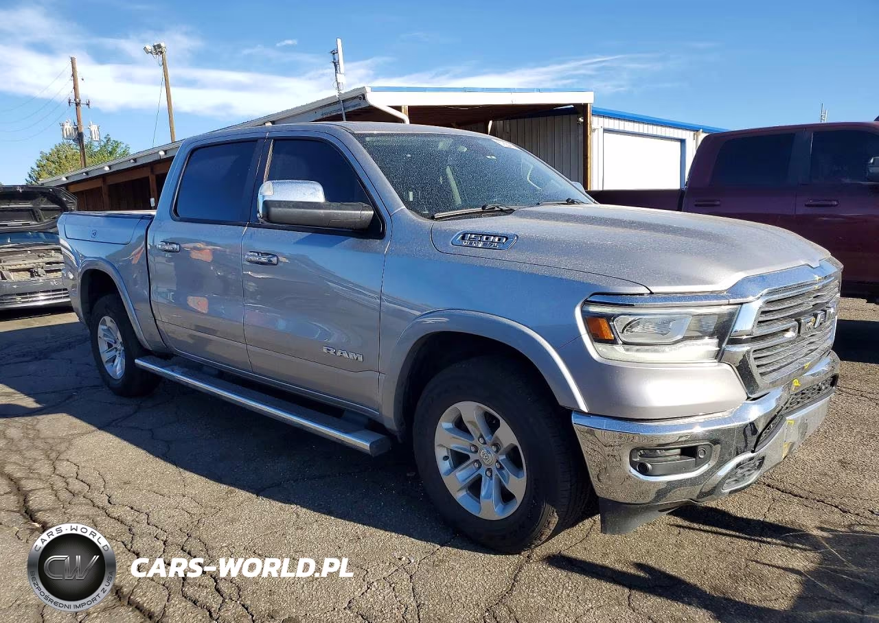 2019 Ram 1500 Laramie VIN:1C6SRFJT0KN846507 - 4