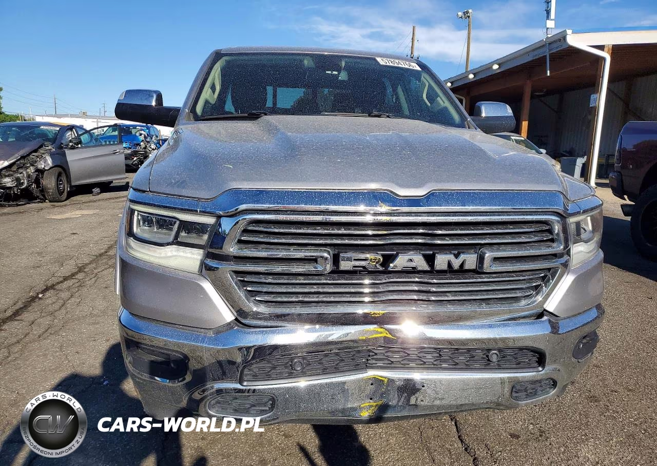 2019 Ram 1500 Laramie VIN:1C6SRFJT0KN846507 - 5