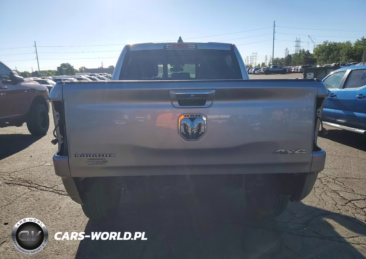 2019 Ram 1500 Laramie VIN:1C6SRFJT0KN846507 - 6