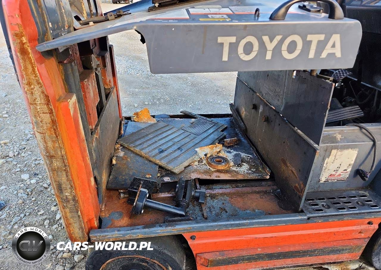 2017 Toyota 8Fbchu20 Forklift VIN:73951 - 7