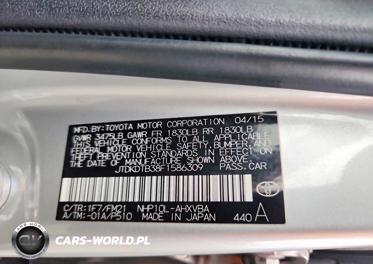 2015 Toyota Prius C Two VIN:JTDKDTB38F1586309 - 12