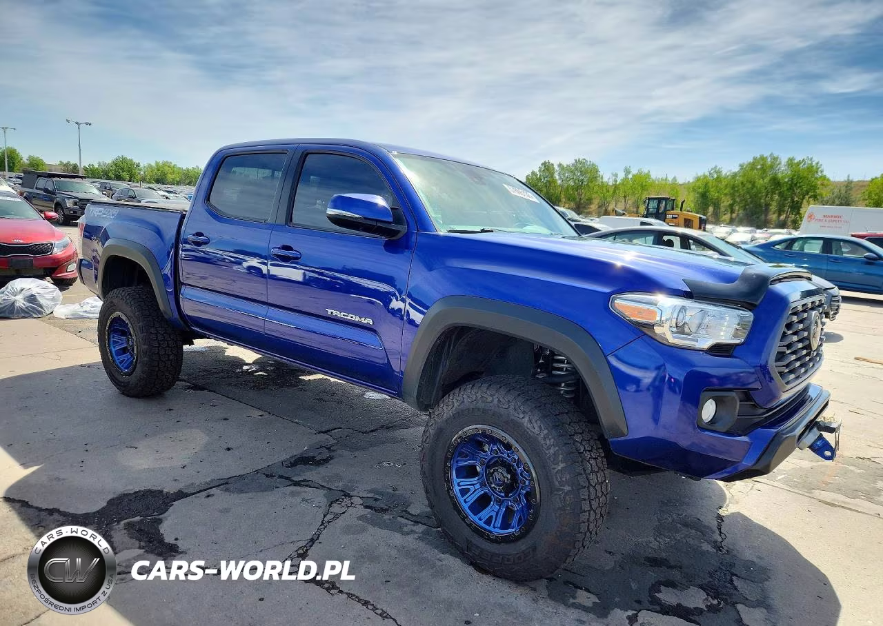 2023 Toyota Tacoma Trd Off-Road VIN:3TMCZ5AN9PM579703 - 4