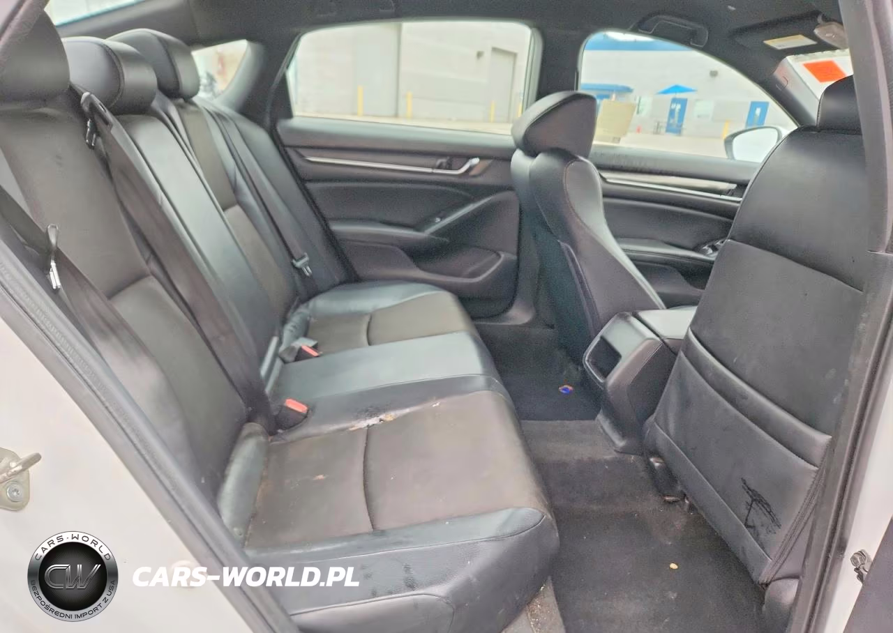 2018 Honda Accord Sport VIN:1HGCV1F36JA188400 - 10