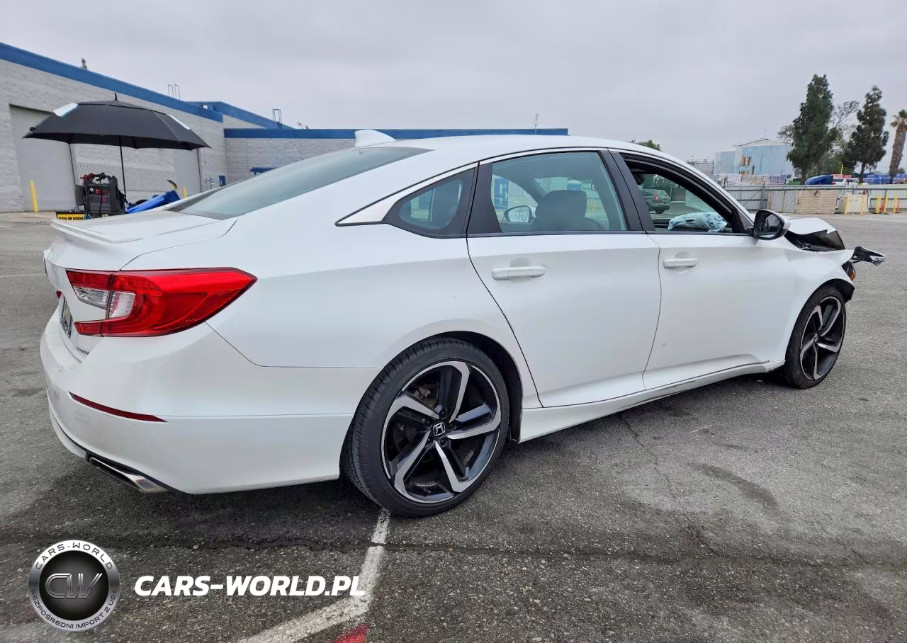 2018 Honda Accord Sport VIN:1HGCV1F36JA188400 - 3