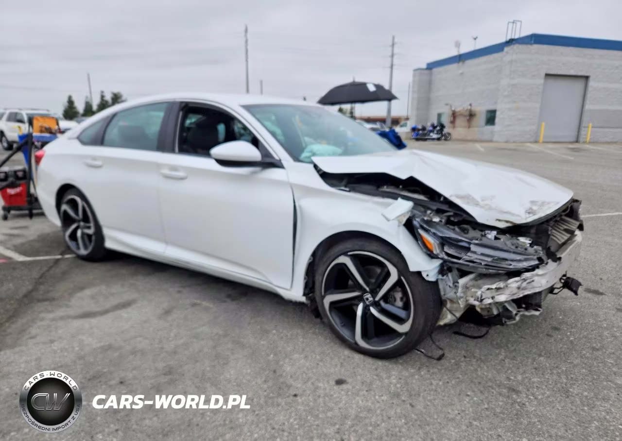 2018 Honda Accord Sport VIN:1HGCV1F36JA188400 - 4
